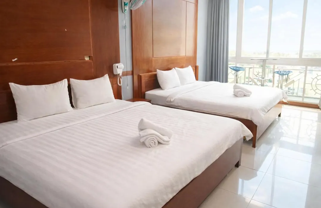 RedDoorz gần Bến xe Miền Đông-1